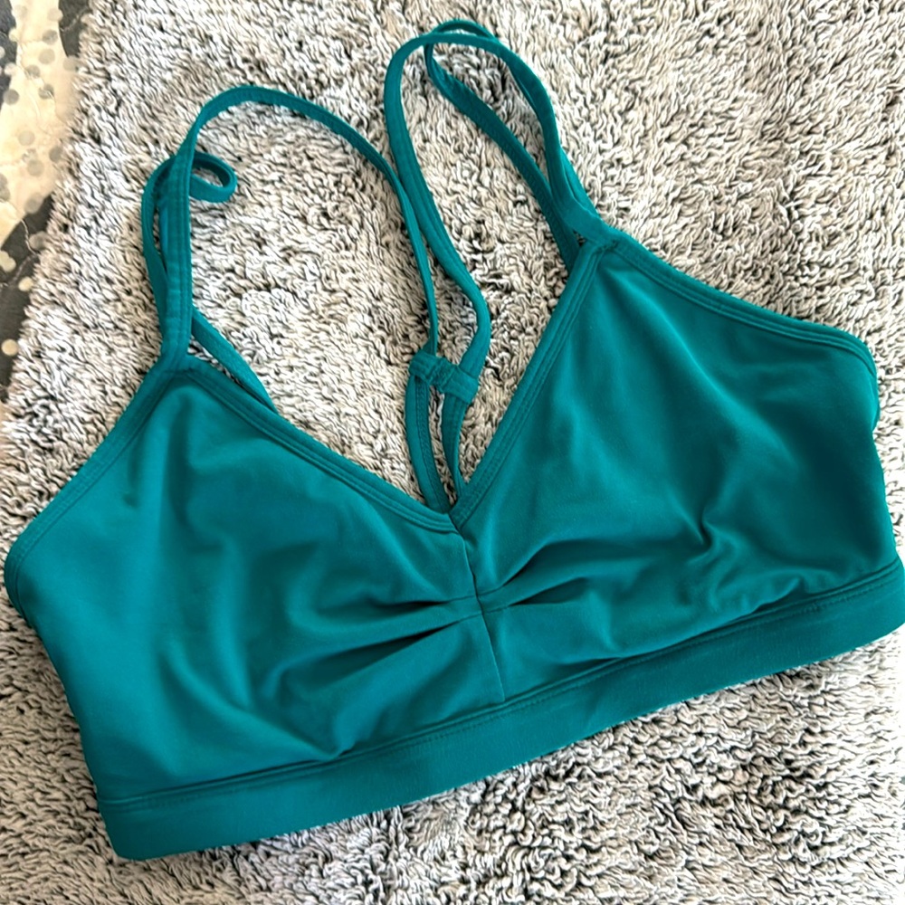 Fabletics Sports Bra in teal